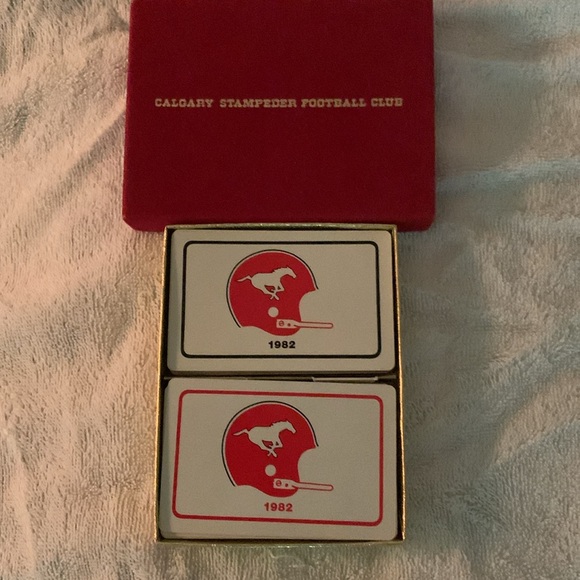 CALGARY STAMPEDER FOOTBALL CLUB 2 DECKS OF CARDS - Picture 2 of 3
